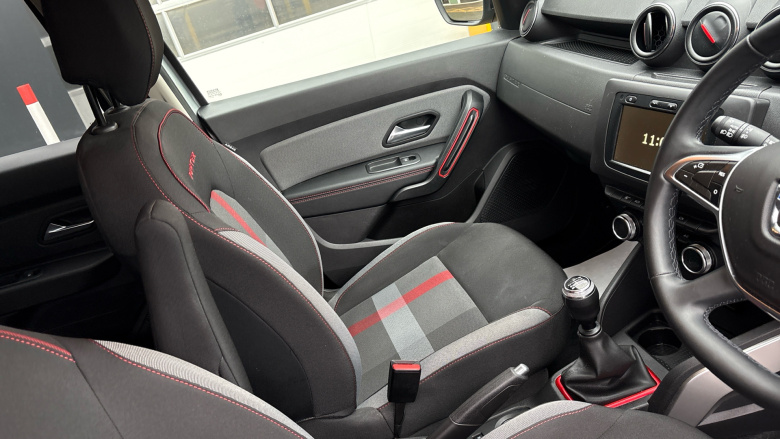 Dacia Duster 1.3 TCe 130 Techroad 5dr Petrol Estate